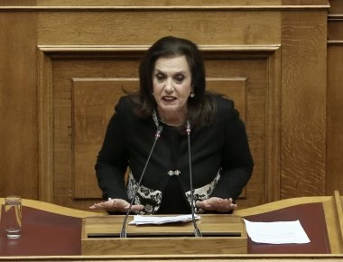 Κωμωδία και «σόου» Μεγαλοοικονόμου - Βρισιές, «κουραμπιέδες» και αποχώρηση! (βίντεο)